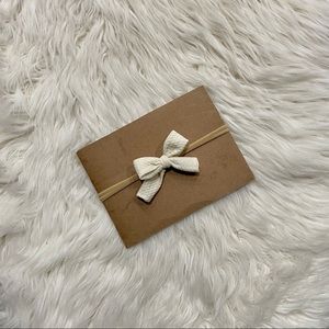 Off White Simple Bow on Nylon or Clip In